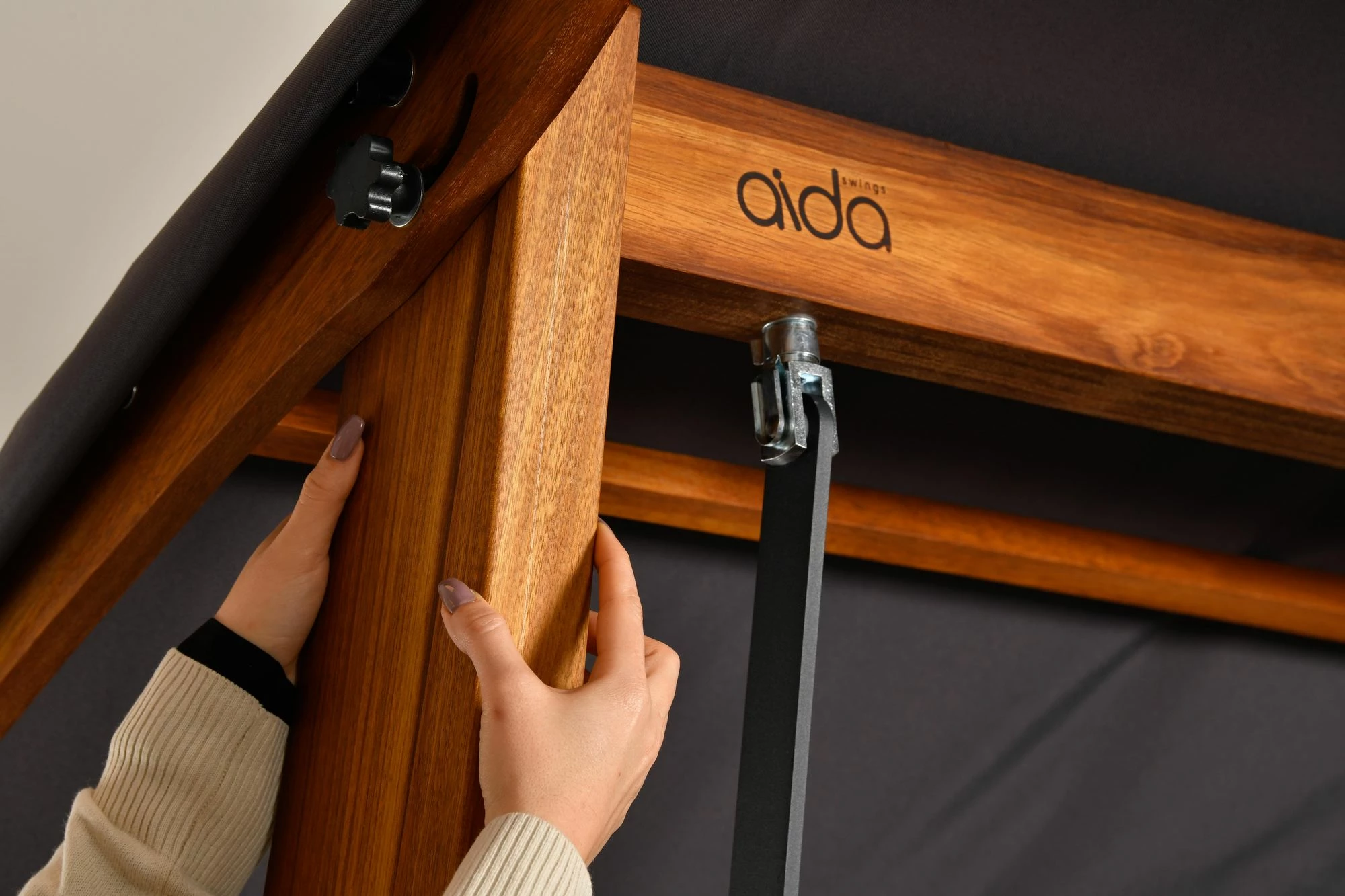 Karrige lëkundëse treshe për kopsht, ngjyrë antracit, Skye Decor Luna Deluxe 2600