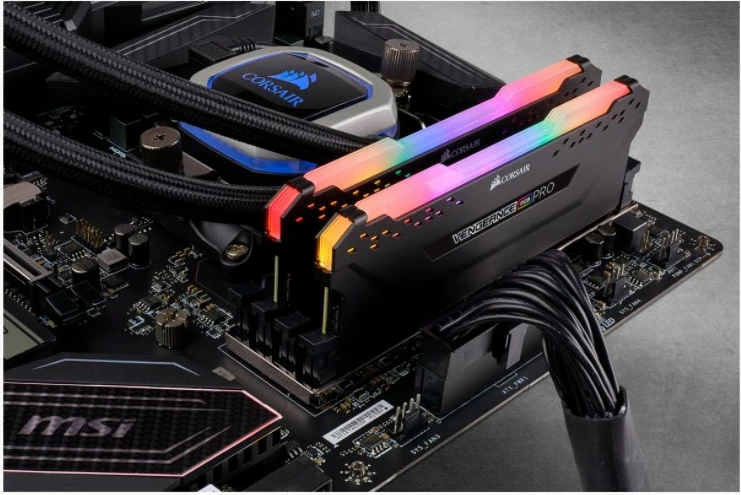 RAM Memorje Corsair Vengeance RGB PRO 32GB (2x16GB) DDR4 3200MHz, e zezë