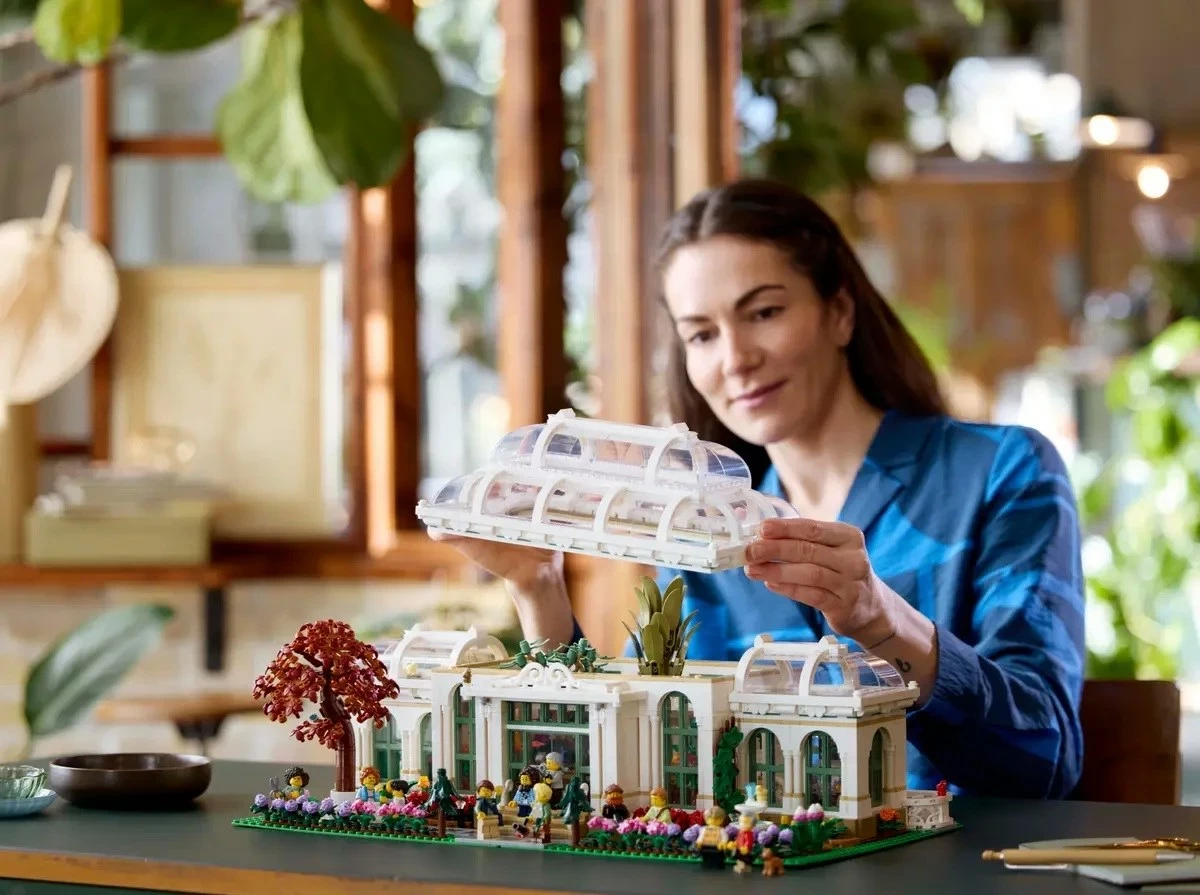 Set LEGO IDEAS 21353 Botanical Garden
