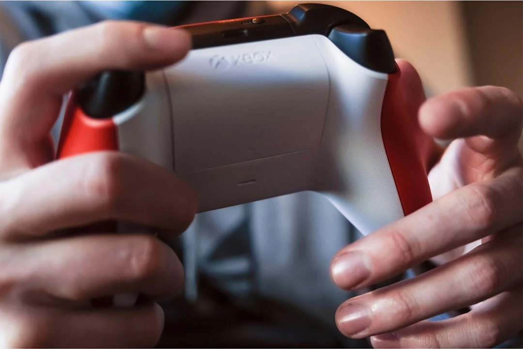 Gamepad Microsoft Xbox Wireless Controller QAU-00012, Bluetooth/USB, i kuq