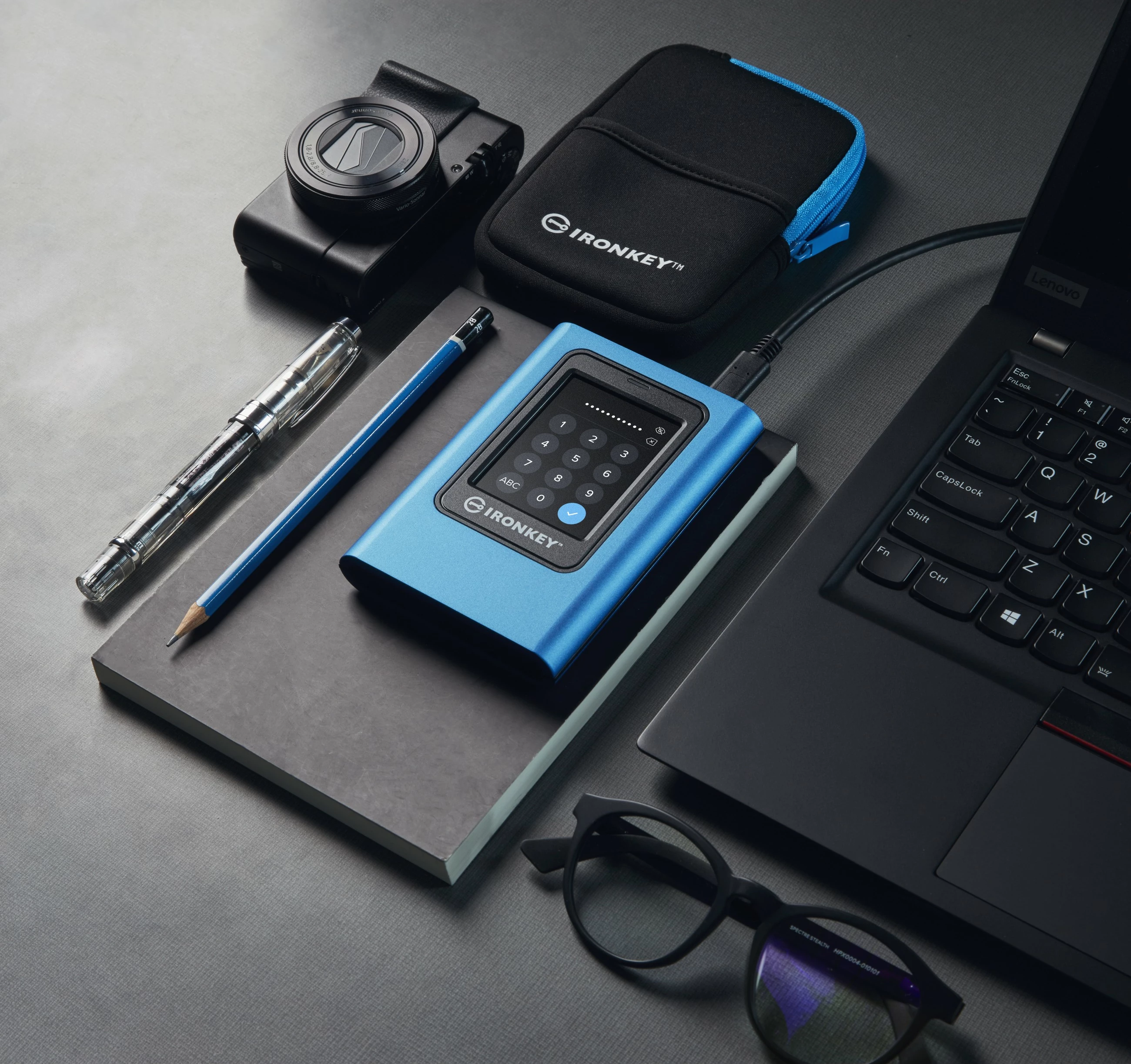 SSD i jashtëm Kingston IronKey Vault Privacy 80, 1.92 TB, USB Type-C, Blu