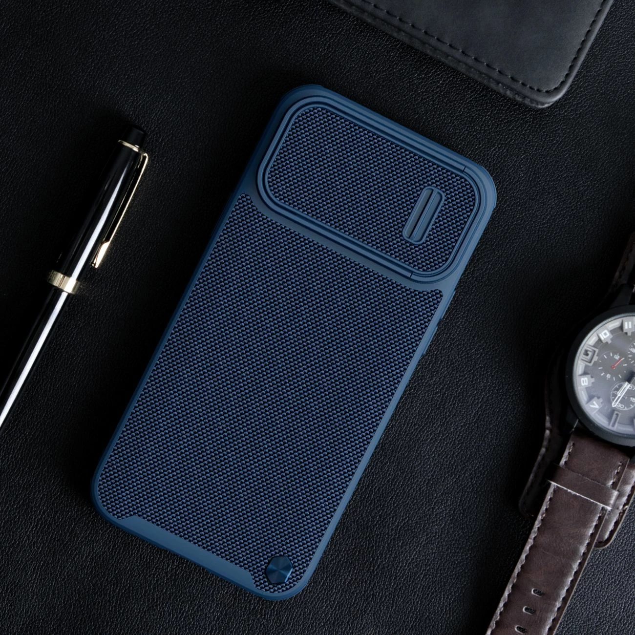 Mbështjellës Nillkin Textured S Case për iPhone 14, me kapak kamere, kaltër