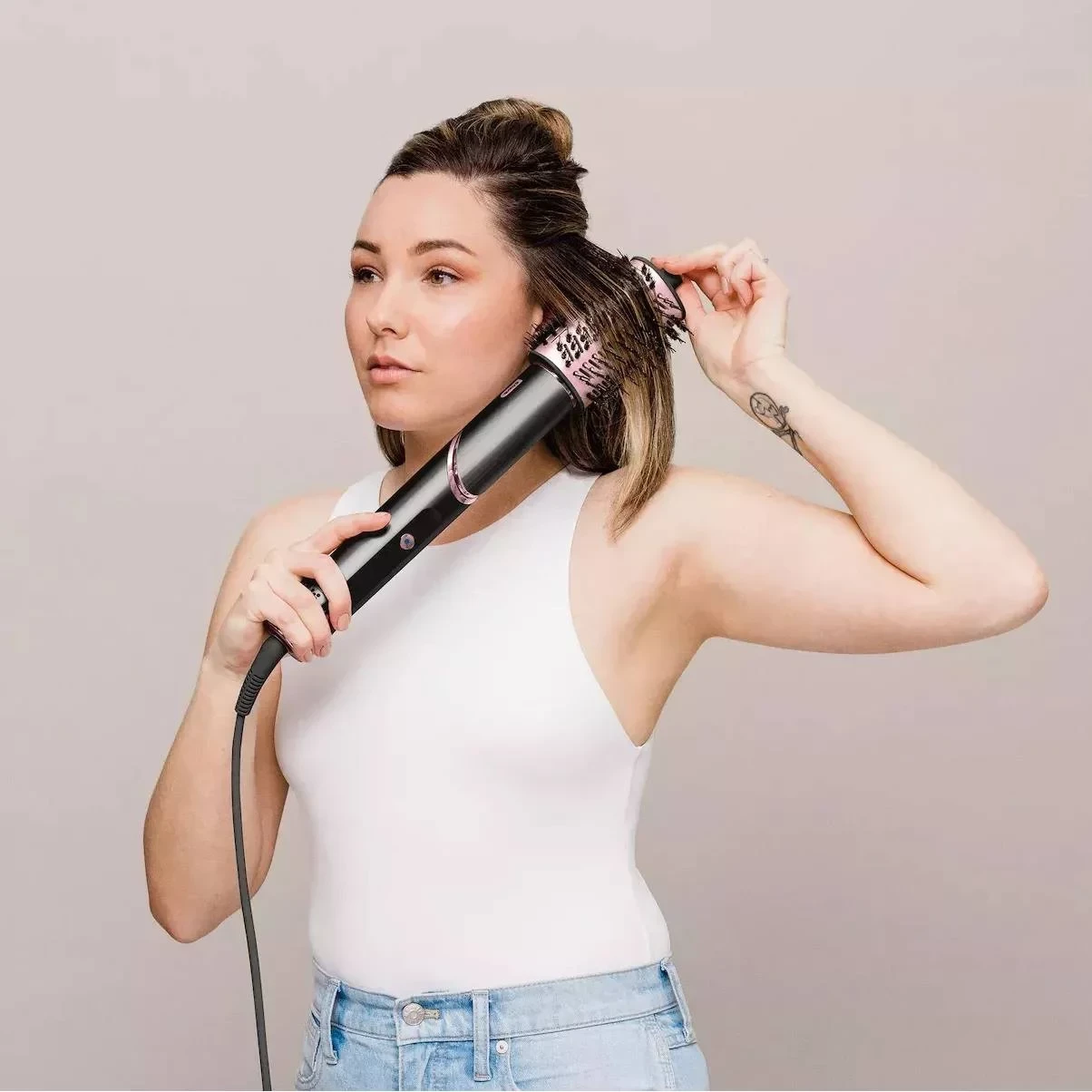 Tharëse flokësh dhe styler 3-në-1, Shark, HD424EU FlexStyle, 1400W, 3 nivele temperaturë, me Auto-Wrap curlers, furçë oval dhe koncentrator, kabllo 2.5m, e zezë