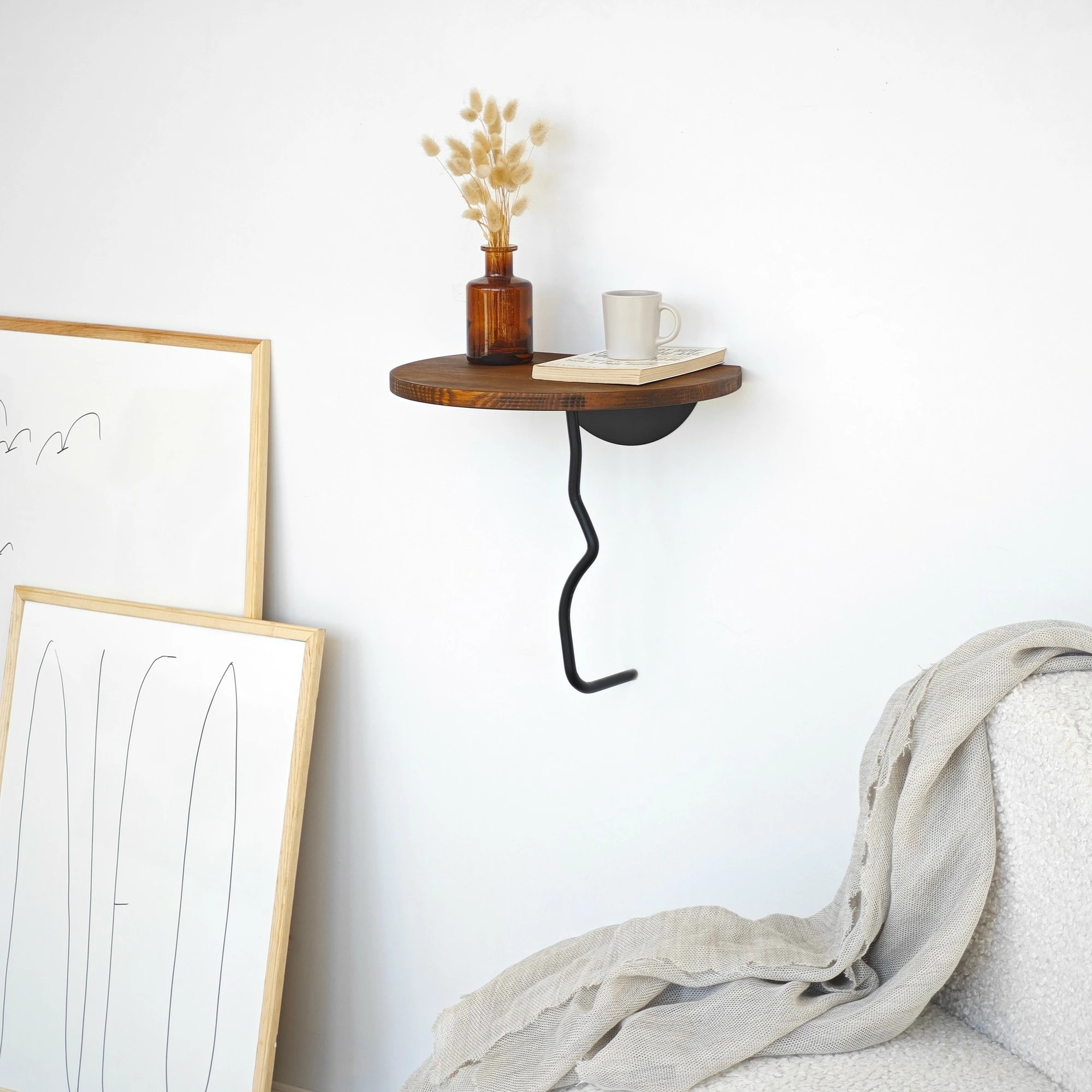 Raft muri dekorativ Skye Decor, ngjyrë geshtenjtë, i zi