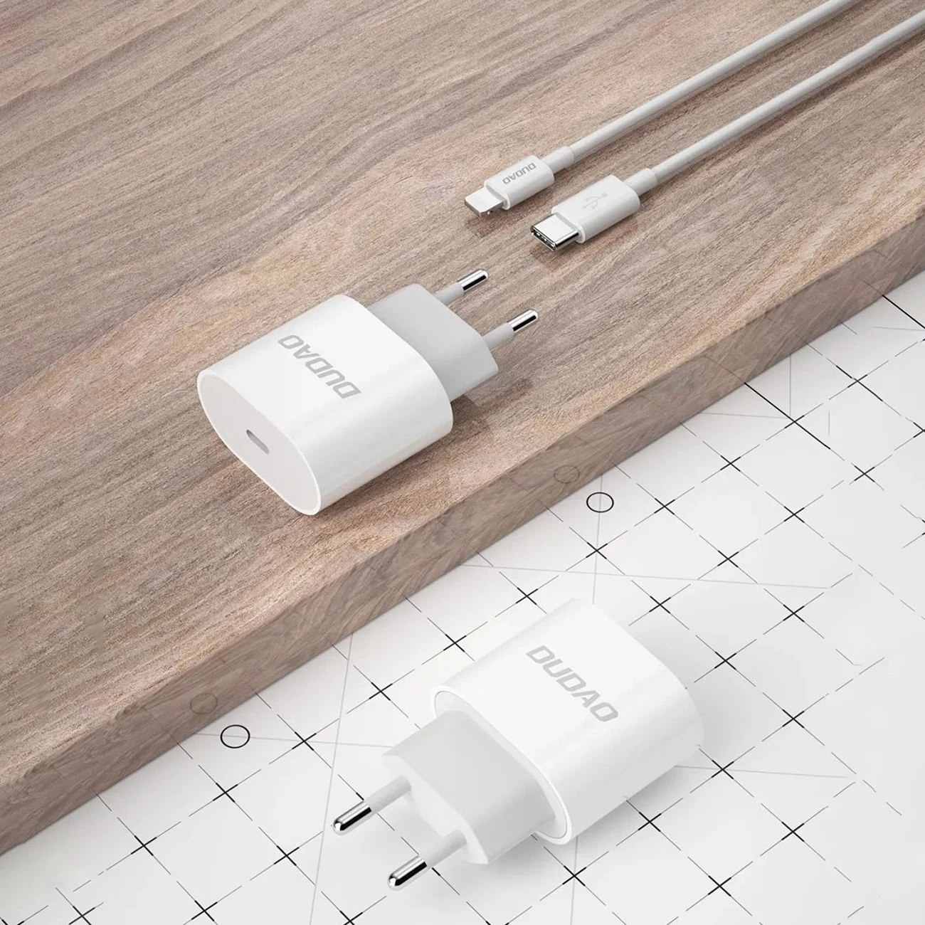 Karikues muri Dudao A14EUC me kabllo USB-C, 20W, Bardhë