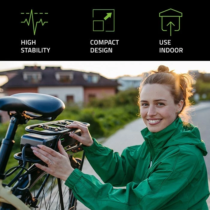 Karikues Qoltec 50761 për bateri e-bike, 42V, 2A, Zi