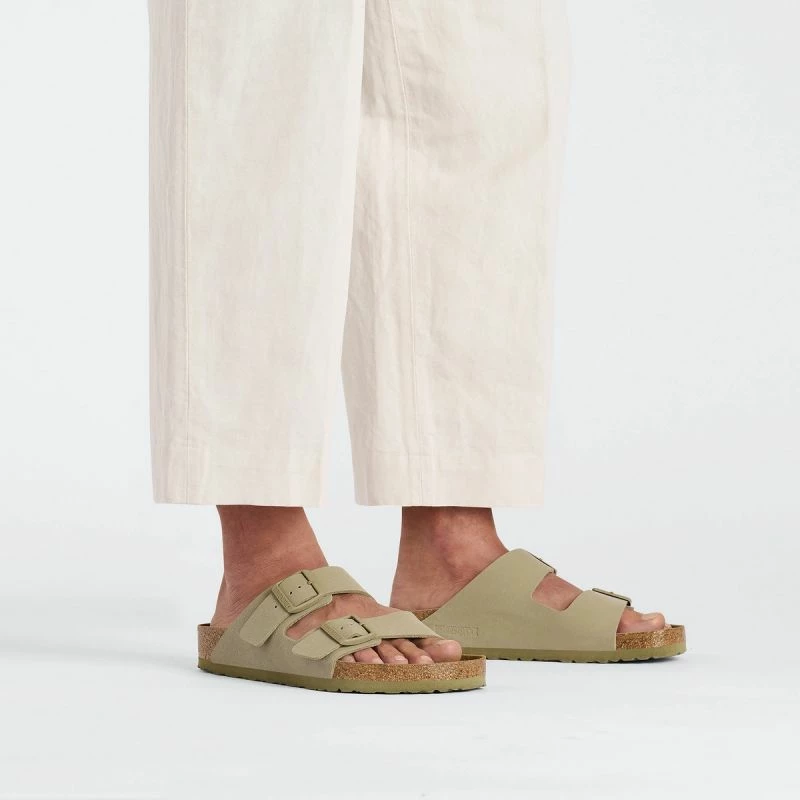 Papuqe për femra Birkenstock, të kafëta