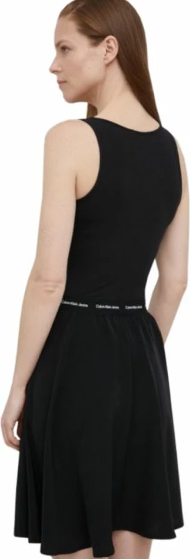 Fustan për femra Calvin Klein, i zi