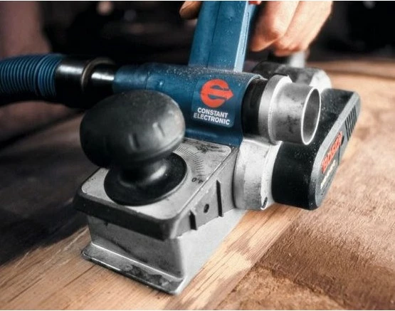 Rrafshues Bosch GHO 40-82 C Professional, 14000 RPM, 8.2 cm, AC, Zi, Kaltër, Argjendtë