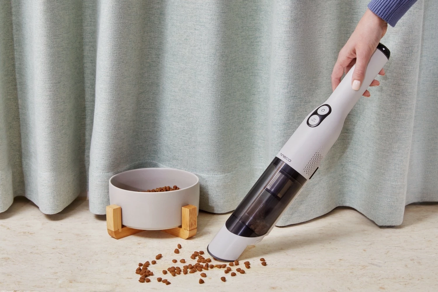 Fshesë dore Tineco GO Mini, pa kabllo, 2000mAh, e bardhë