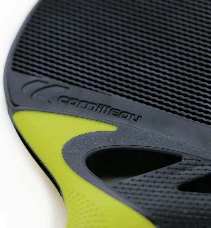 Raketë pingpongu Cornilleau, e zezë dhe e gjelbër