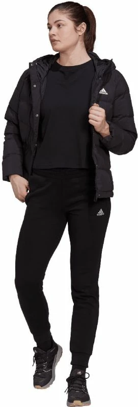 Jakne me kapuç për femra adidas, të zeza