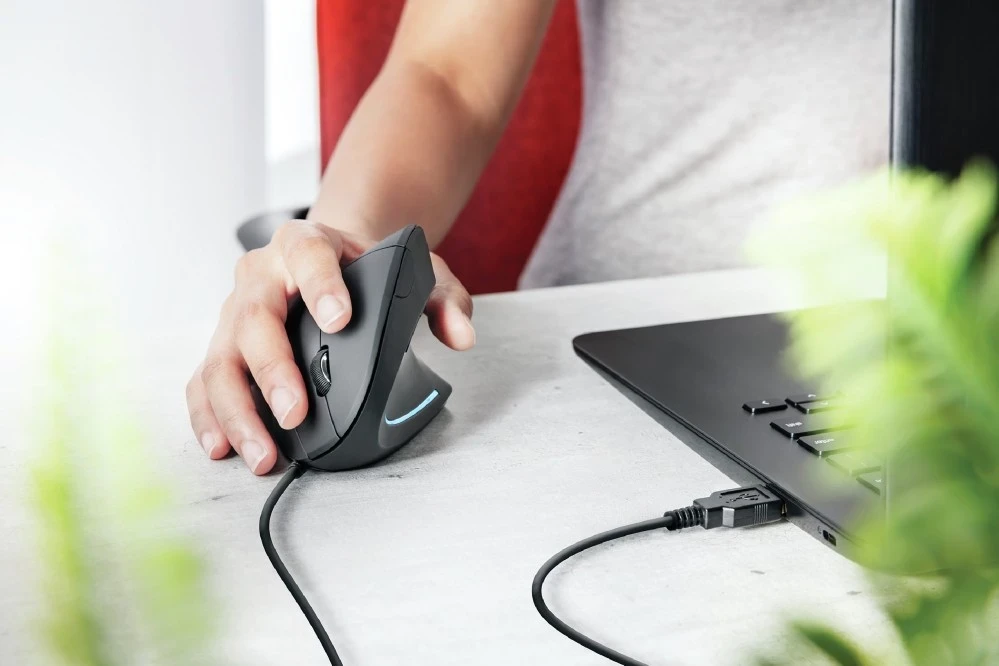 Mausi Vertikal Trust Verto, me kabllo, zi