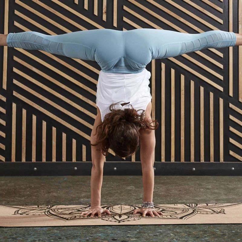 Tapet për yoga Gaiam, për femra dhe meshkuj, me mandala