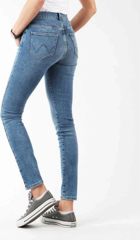 Pantallona për femra Wrangler, të ngushta