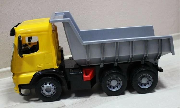 Kamion lodër Lena Mercedes AROCS, 63 cm, Argjend/Verë