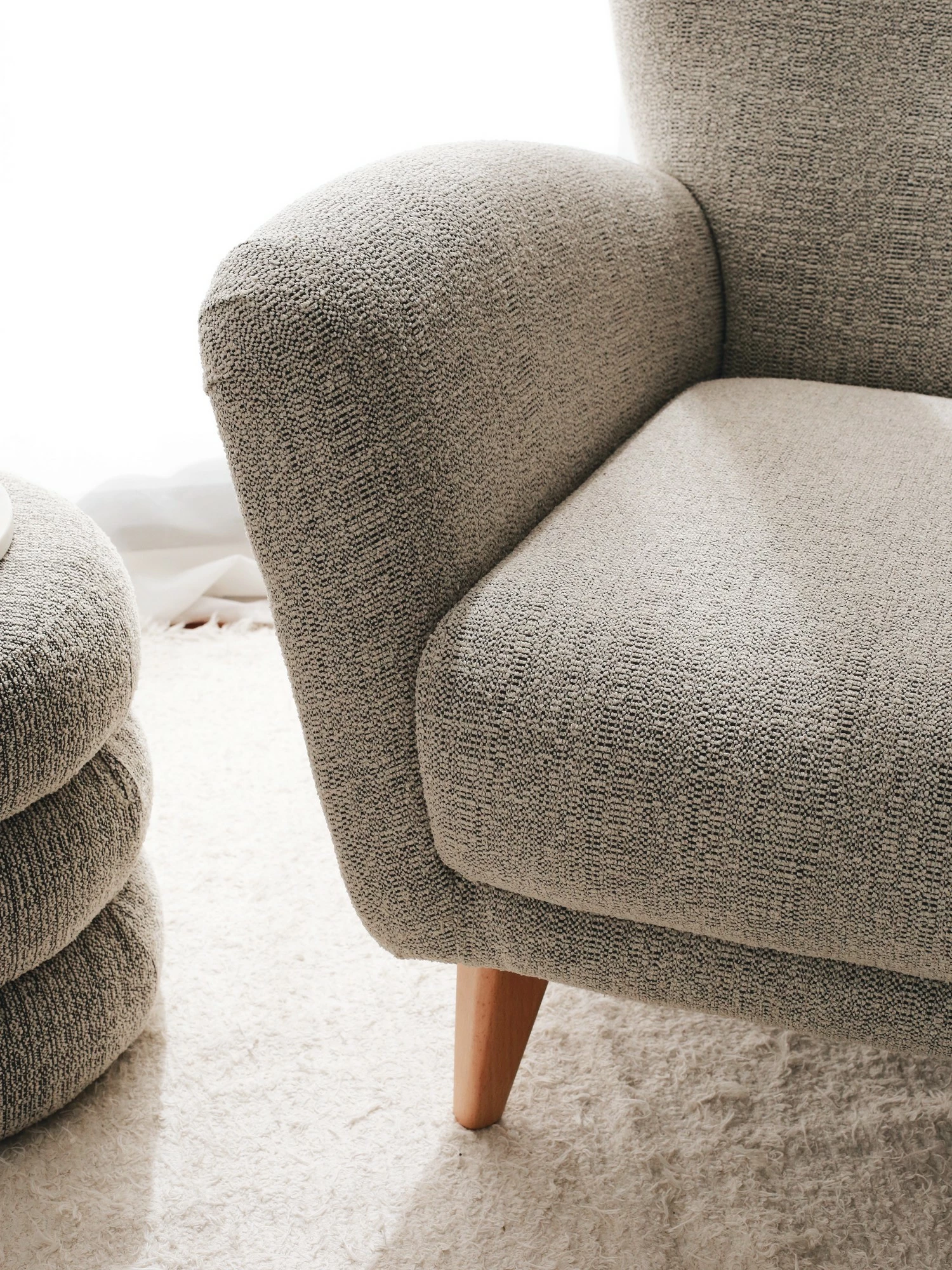 Karrige krahu Atelier del Sofa, teddy, ngjyrë gri