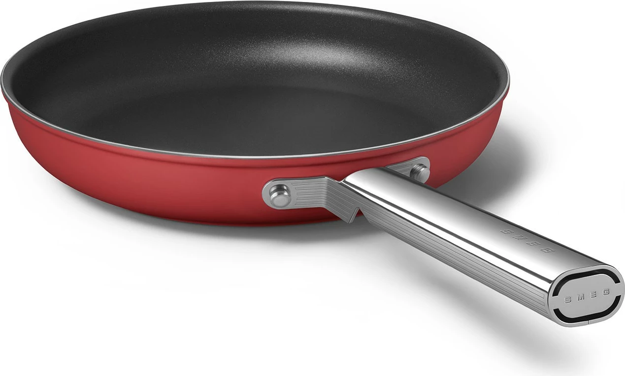 Tigan SMEG CKFF2801RDM 28 cm, alumini, jo-ngjitës, e kuqe