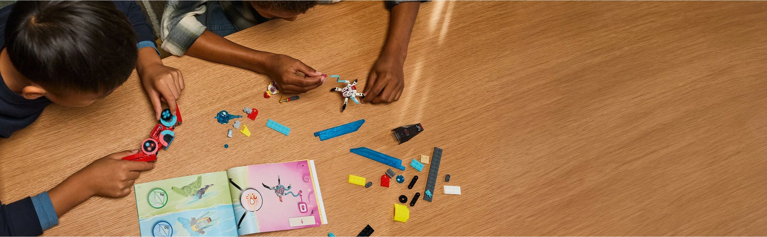 Set ndërtimi LEGO DREAMZzz 71489, Cooper's Gaming Controller Jet, 266 pjesë, shumëngjyrësh