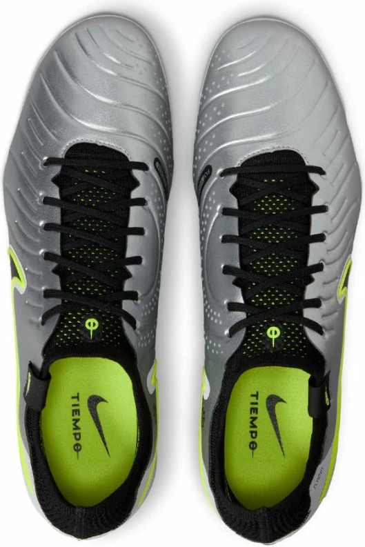 Atlete futbolli Nike për meshkuj, hiri