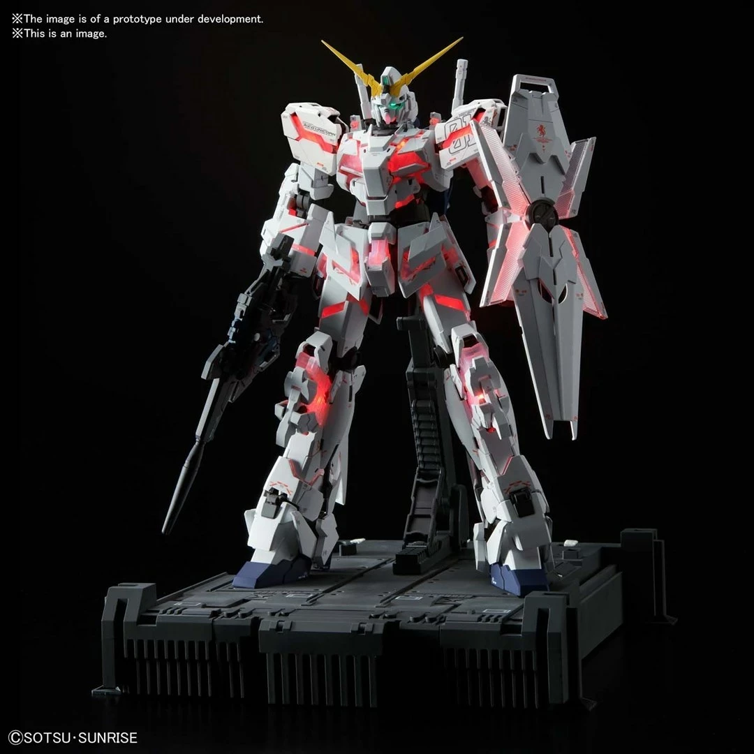 Model ndërtimi MGEX 1/100 Unicorn Gundam Ver.Ka Bandai, për koleksionistë