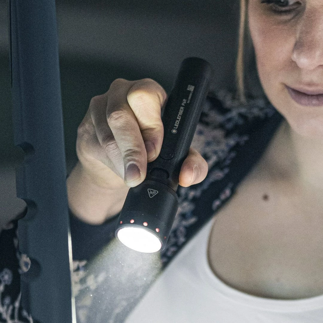 Elektrik dore Ledlenser P6R, LED, alumini, i zi