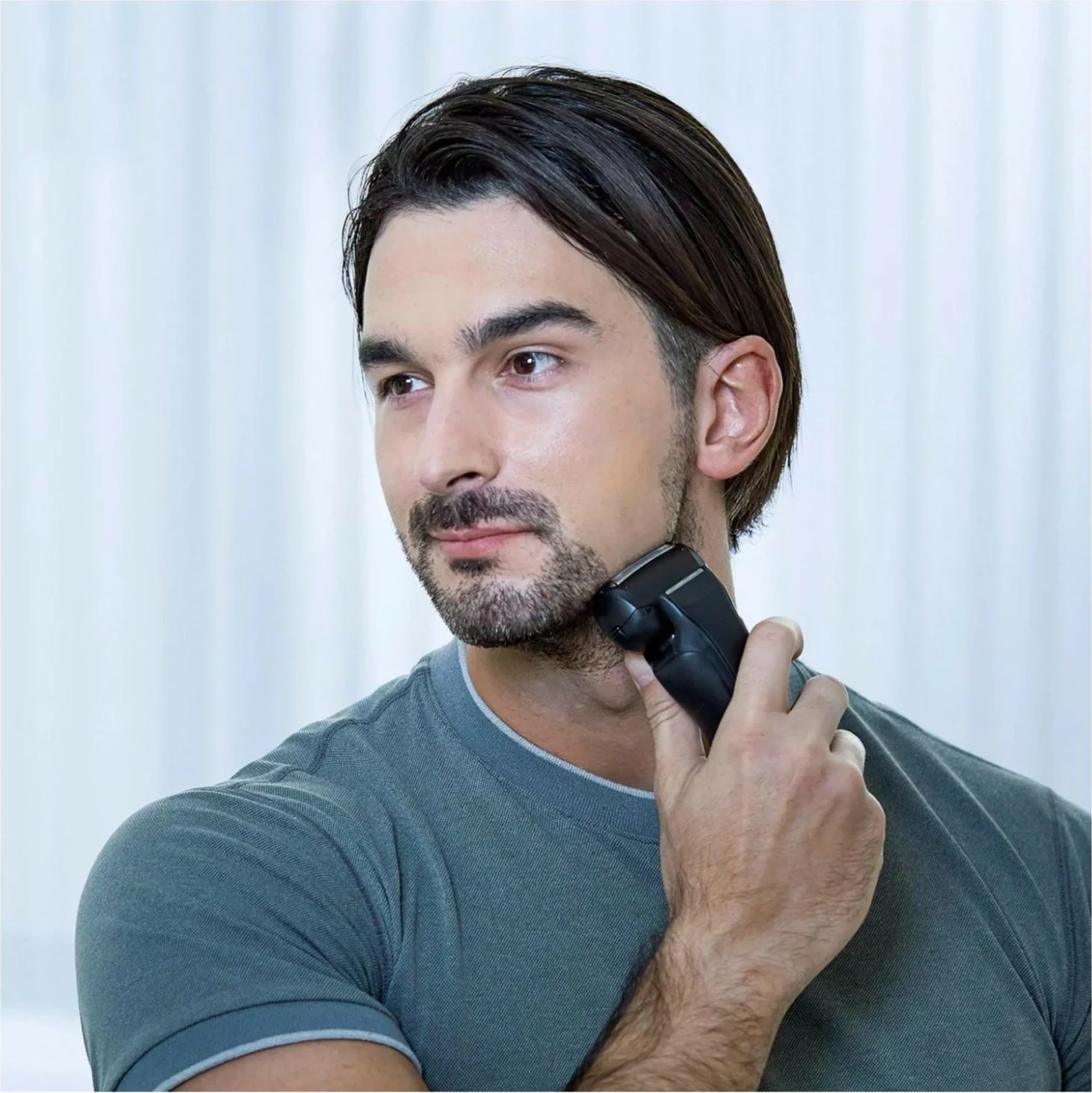 Makinë rroje Panasonic ES-RT37, pa kabllo, i zi