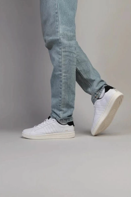 Këpucë për meshkuj K-Swiss, të bardha