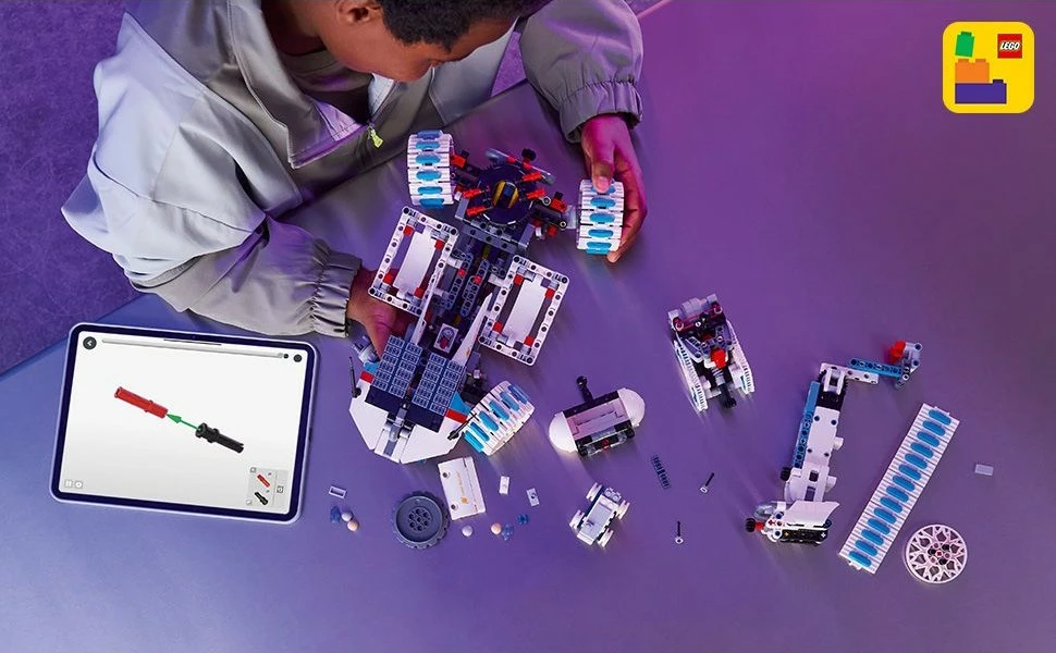 Set ndërtimi LEGO Technic 42211 Lunar Outpost, 1082 pjesë, shumëngjyrësh