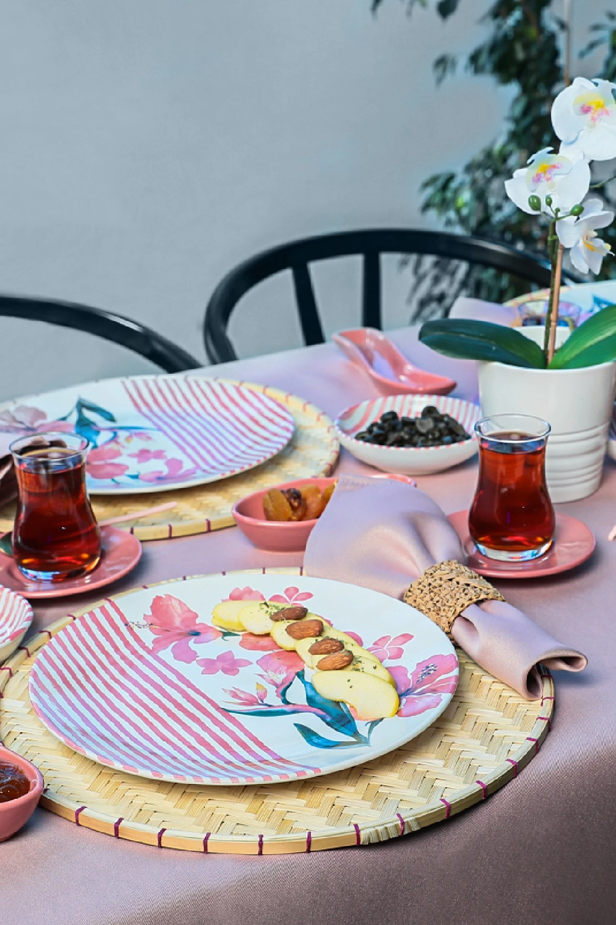 Set mëngjesi 28 pjesësh Hermia Concept, shumëngjyrësh, X0001330400000000000000000