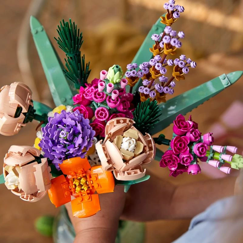 Set ndërtimi, LEGO, Creator Flower Bouquet 10280 18+, 756 copa, e zezë