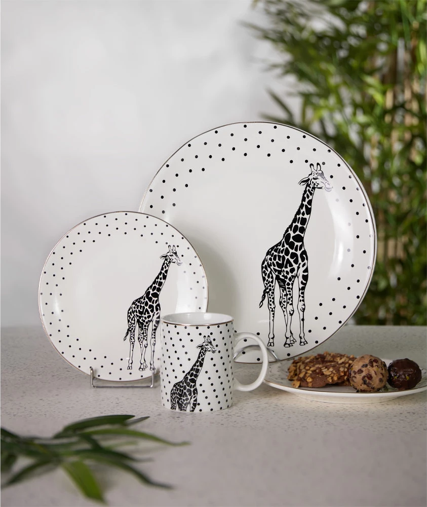 Filxhan AFRICA, gjirafë, 8x8x10, porcelan i bardhë, i zi, ari