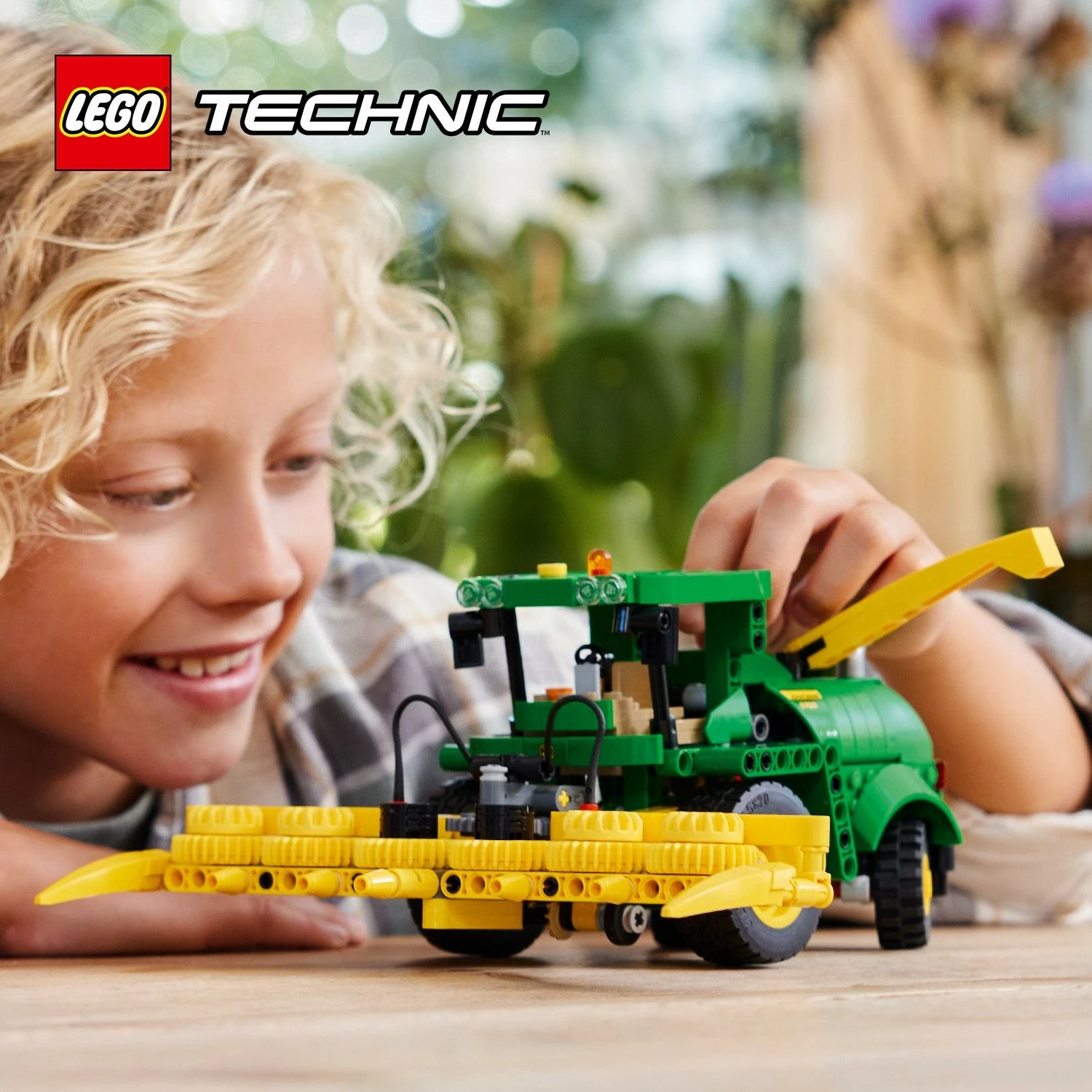 Set ndërtimi LEGO Technic John Deere 9700 Forage Harvester 559 pjesë multikolor