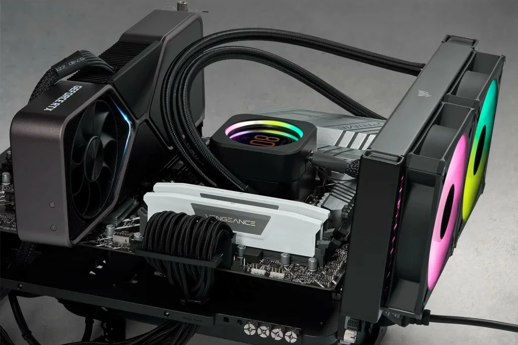 RAM Memorje Corsair Vengeance RGB 32GB (2x16GB) DDR5 5600MHz, e bardhë
