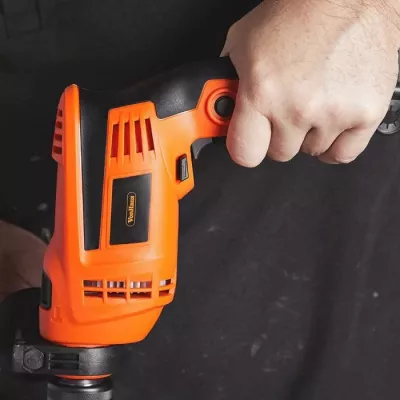 Burmashinë goditëse (rotary hammer) VONHAUS 3500151 710W, mandrinë 13mm, 0-2600 rpm, set me 9 shpona + kuti, portokalli/zi