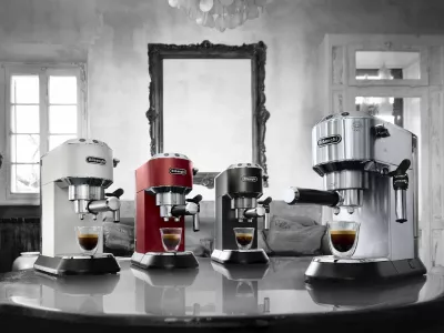 Aparat kafeje DeLonghi Dedica EC685.R, gjysmë automatik, ngjyrë e kuqe