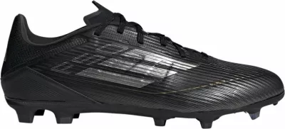 Atlete futbolli adidas, të zeza