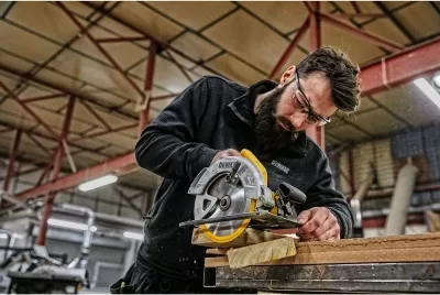 Sharrë rrethore DeWALT Handkreissaege 65 mm 1350W, verdhë