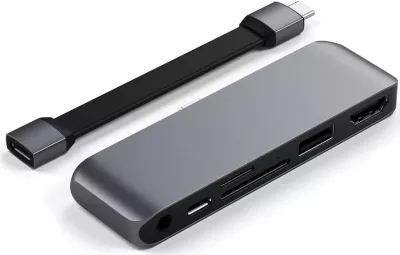 Docking station Satechi USB-C (USB-C 60W, 4K HDMI, USB-A, czytnik kart micro/SD, jack port) (gwiezdna szarość)