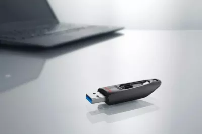 USB memorje SanDisk Ultra SDCZ48-128G-U46 128GB USB 3.0 e zezë