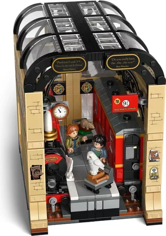 Set LEGO Harry Potter 76450 Book nook: Hogwarts Express, 832 pjesë