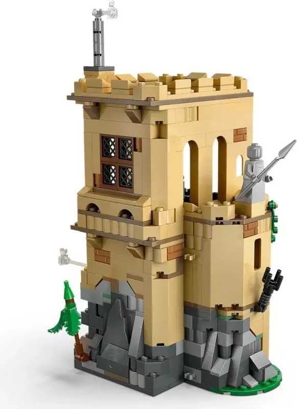 Set LEGO Harry Potter 76447 Hogwarts Castle: Flying Lessons, 651 pjesë, 6 minifigura