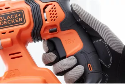 Trapan çekiç me bateri Black&Decker BCD900M1K 18V SDS+ 4.0Ah, set me bateri, karikues dhe valixhe