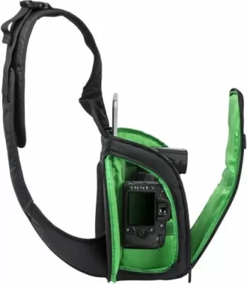 çantë kamere RIVACASE 7470 PS SLR, sling për DSLR, ndarje të rregullueshme, xhep për tablet, mbulesë shiu, e zezë