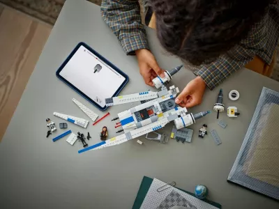 Set LEGO Star Wars Rebel U-Wing Starfighter 75399 me 4 minifigura