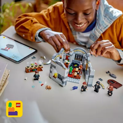 Set ndërtimi LEGO Harry Potter 76431, Kështjella Hogwarts, Klasa e Eliksirëve, multingjyrësh