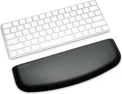 Mbështetëse dore Kensington ErgoSoft për tastiera të holla kompakte, e zezë