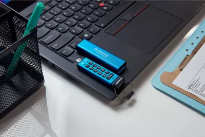 USB stick Kingston IronKey Keypad 200C 256GB, USB-C, kaltër
