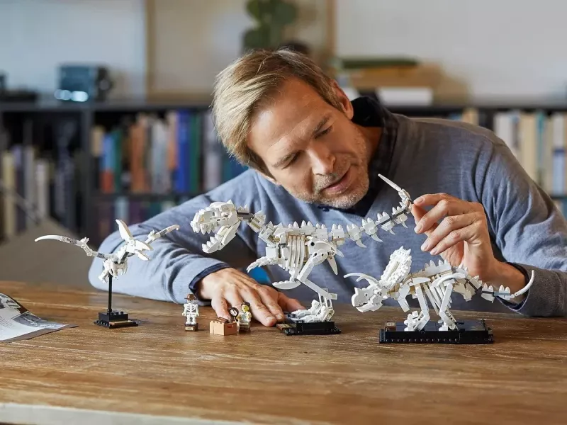 Lodra LEGO IDEAS 21320 Dinosaur Fossils, 910 pjesë