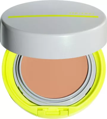 Pudër kompakte BB Shiseido Sports BB Compact SPF50+ Medium Dark 12g